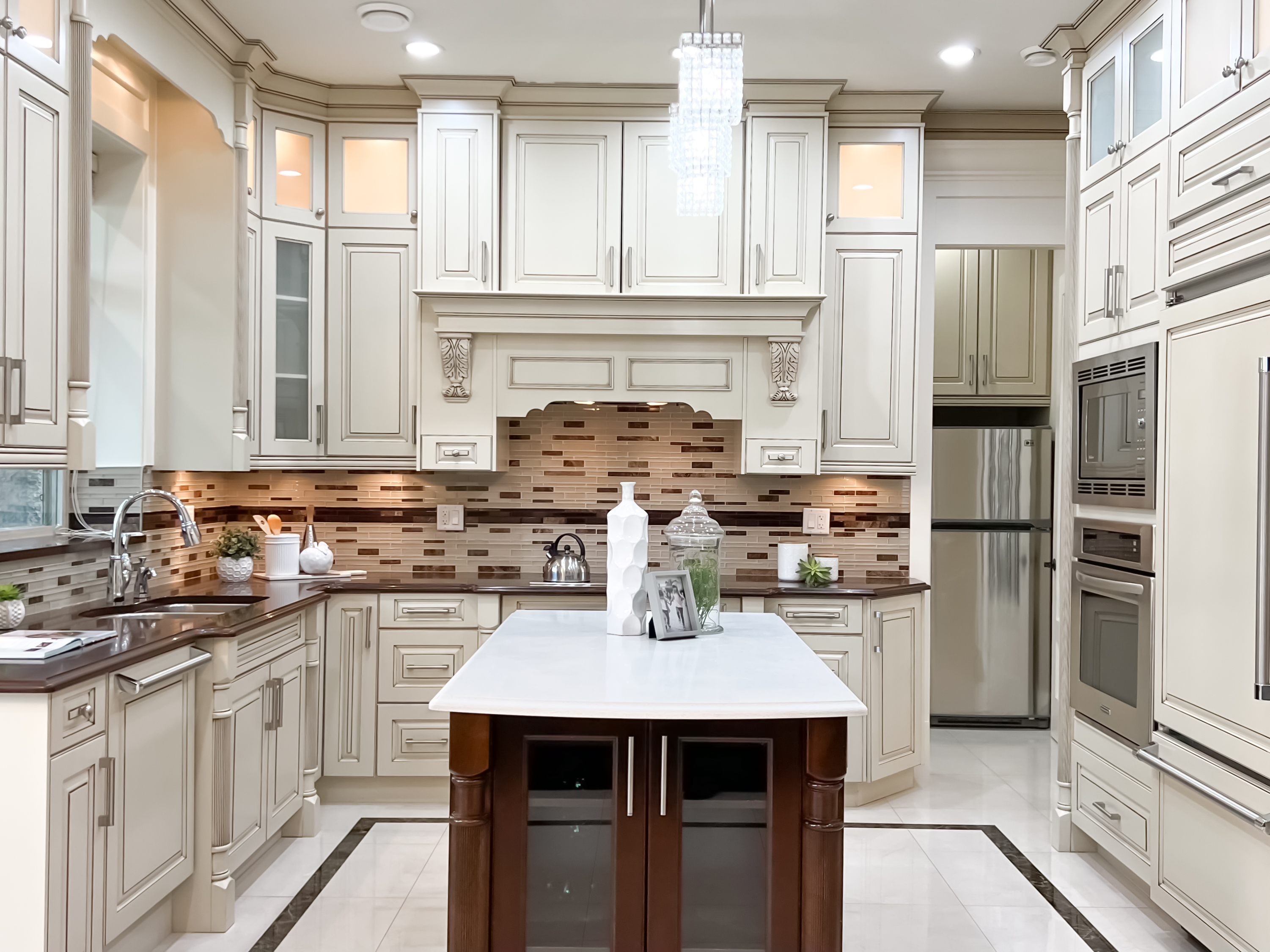 5651 CATHAY ROAD 13