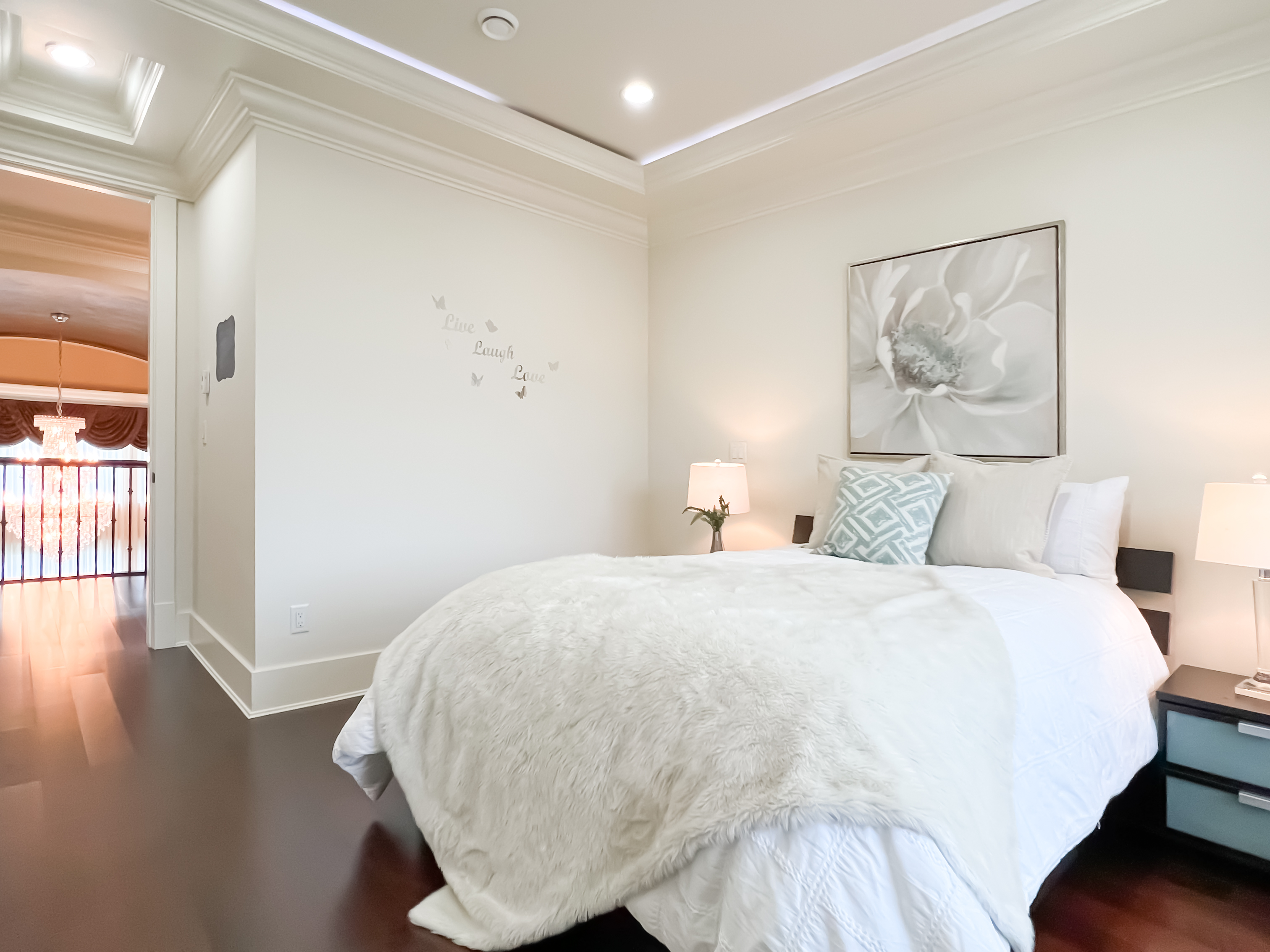 5651 CATHAY ROAD 39