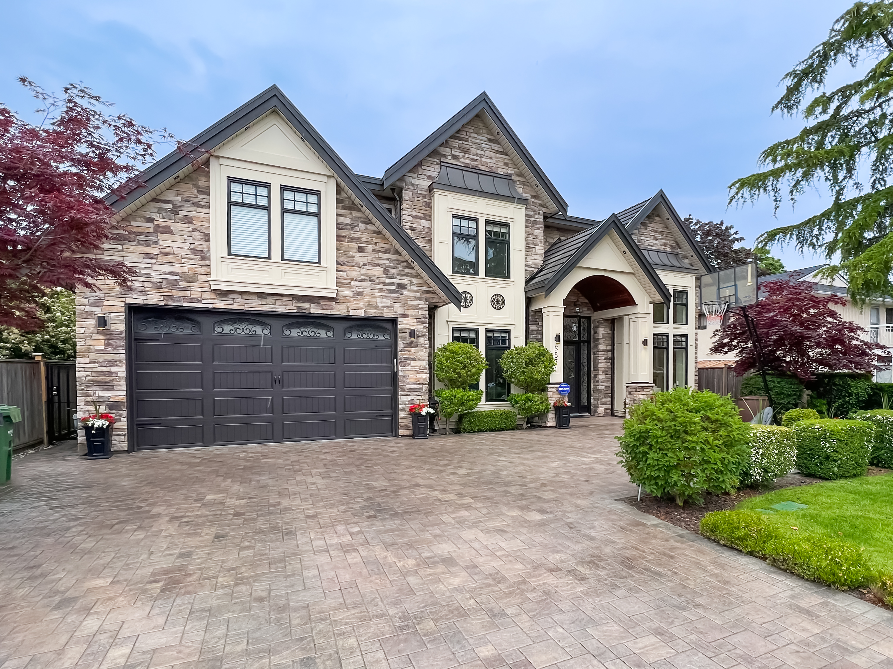 5571 Clearwater Dr Richmond 2