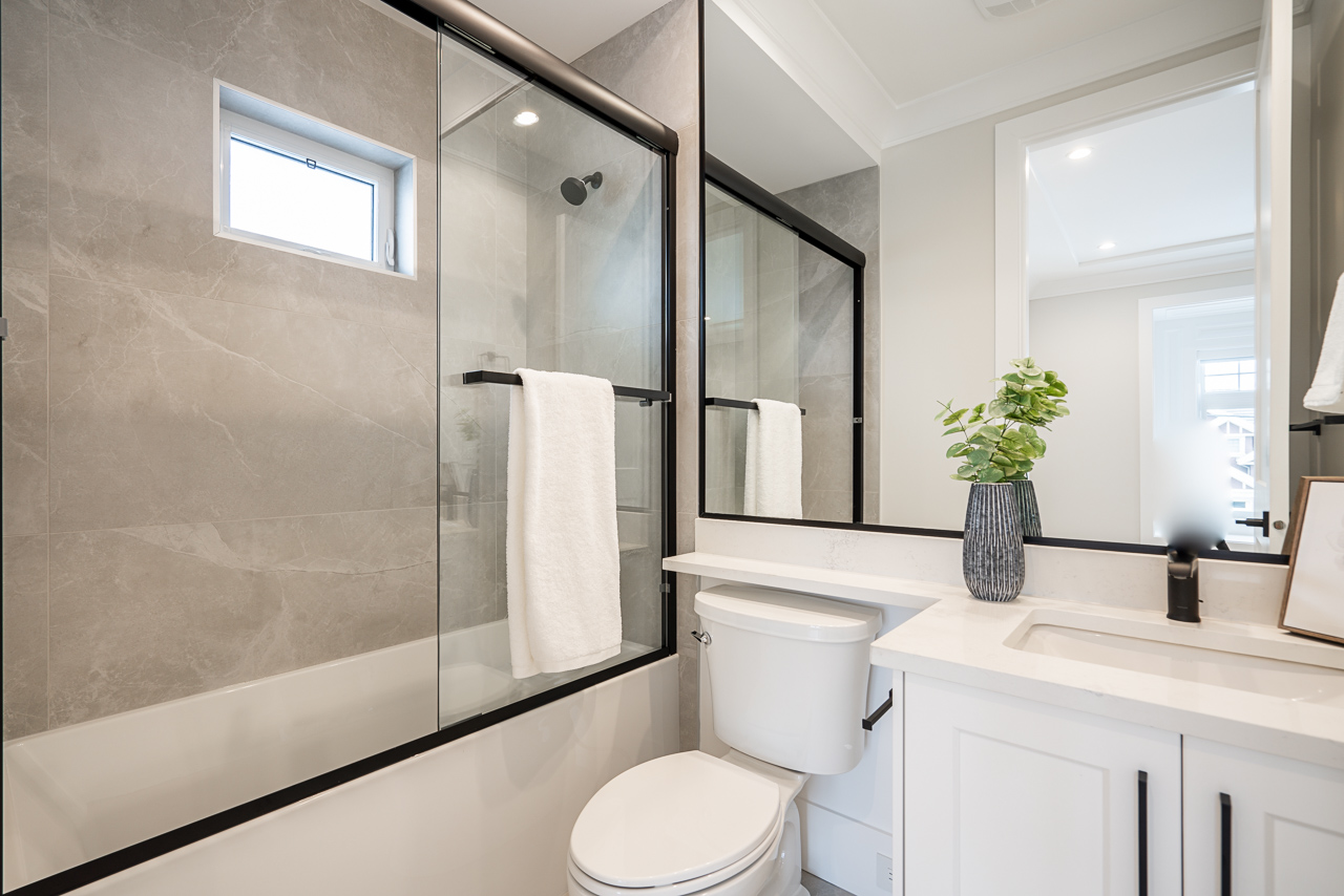 3526 Lockhart Road Richmond 25