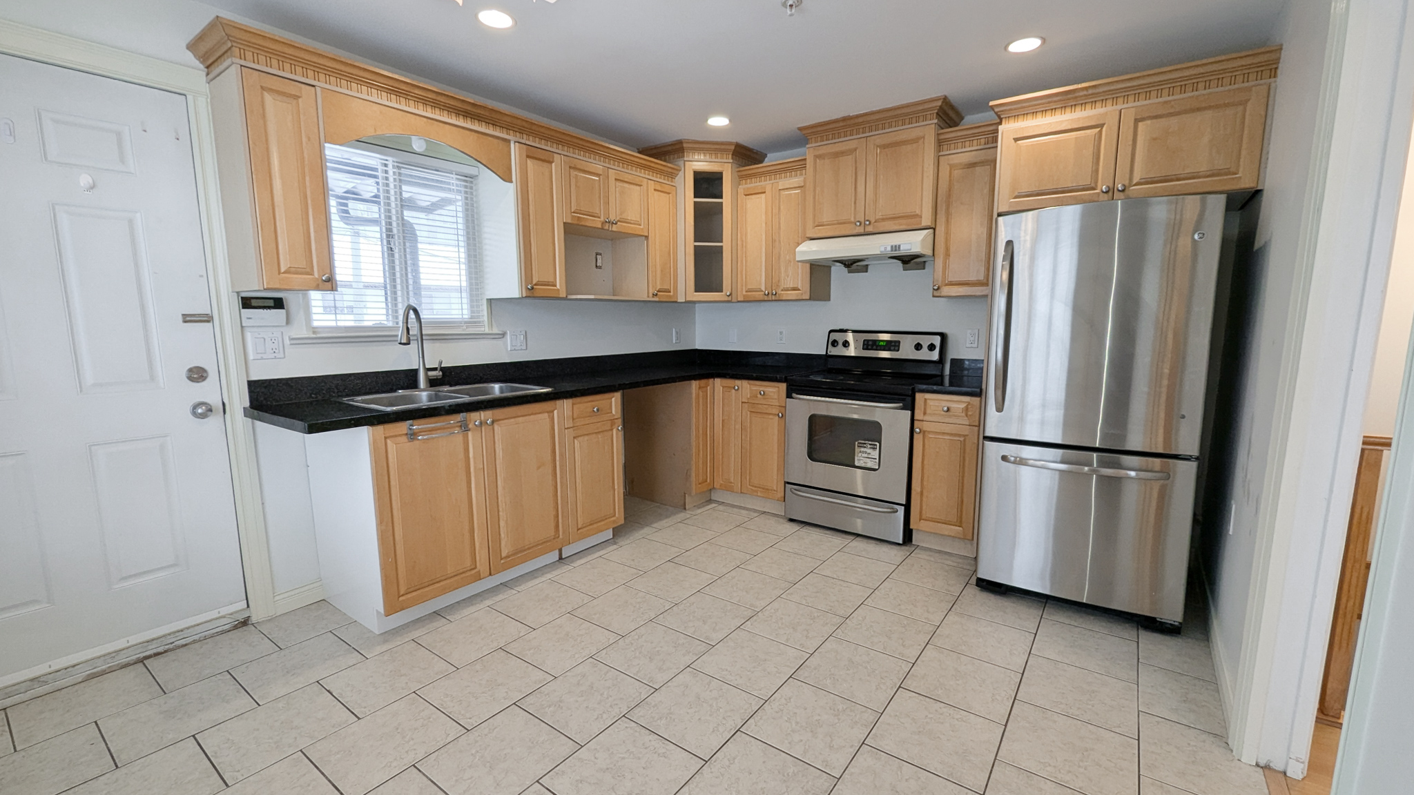 2255 East 30th Avenue, Vancouver 6