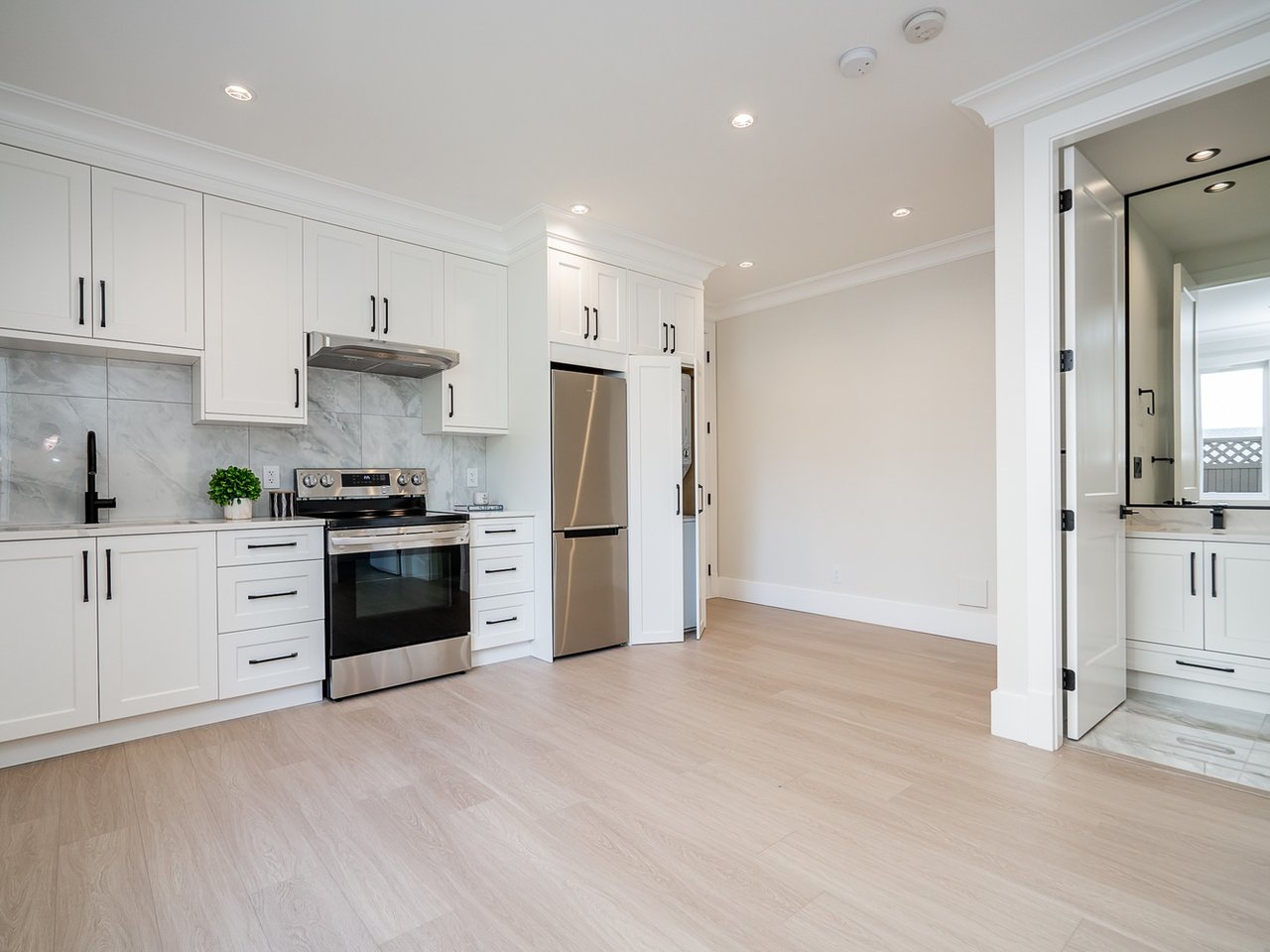 3431 Lockhart Road, Richmond 21