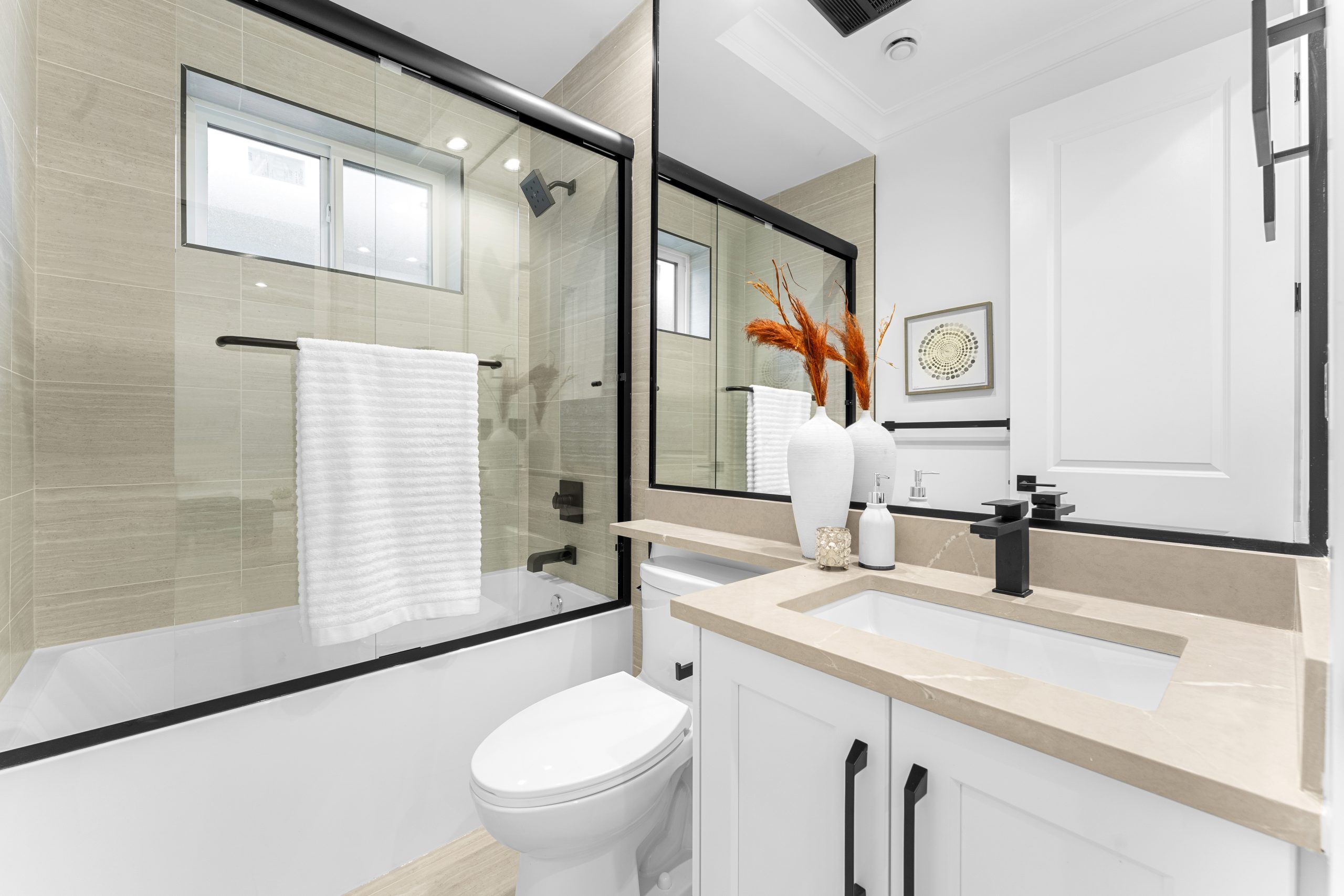 10220 Railway Avenue, Richmond 8
