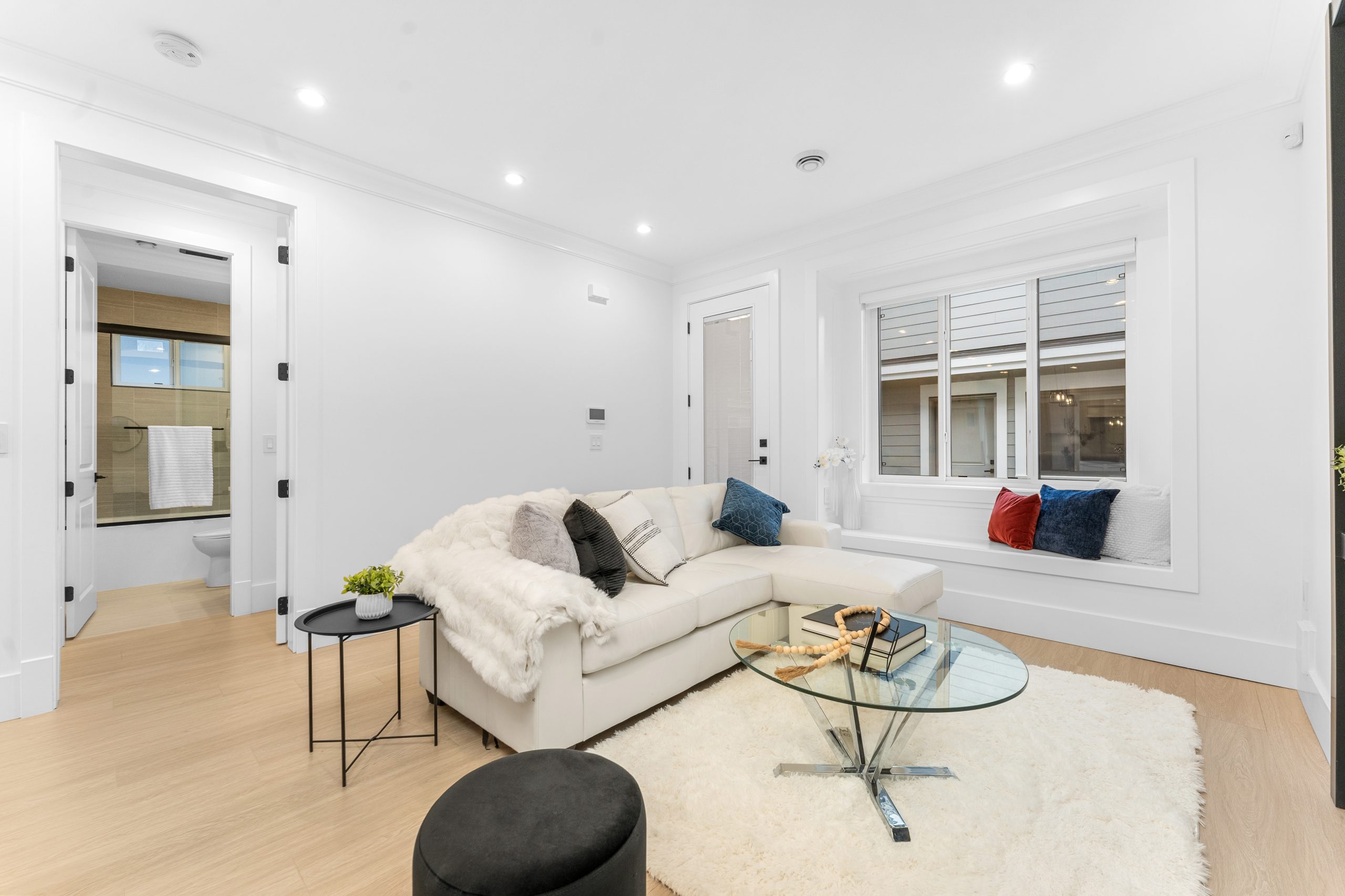 10220 Railway Avenue, Richmond 17