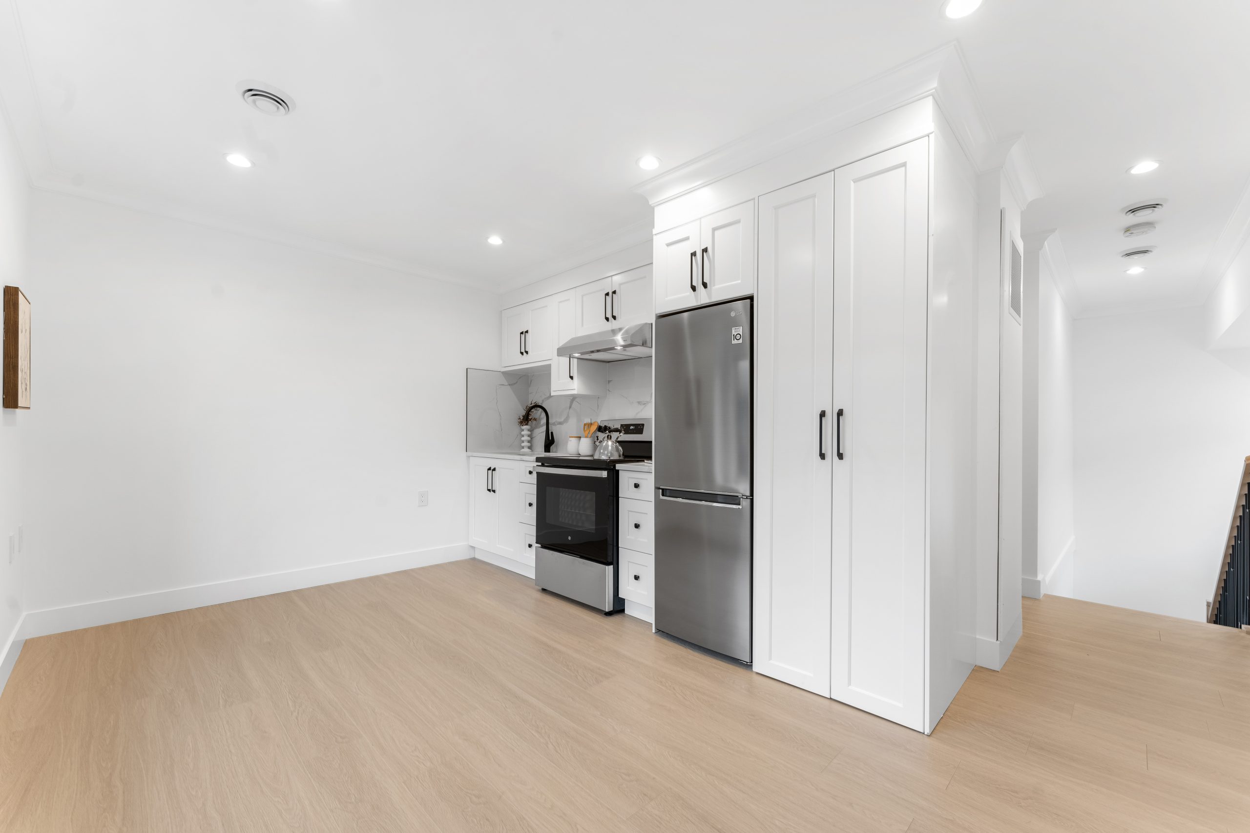 10220 Railway Avenue, Richmond 12