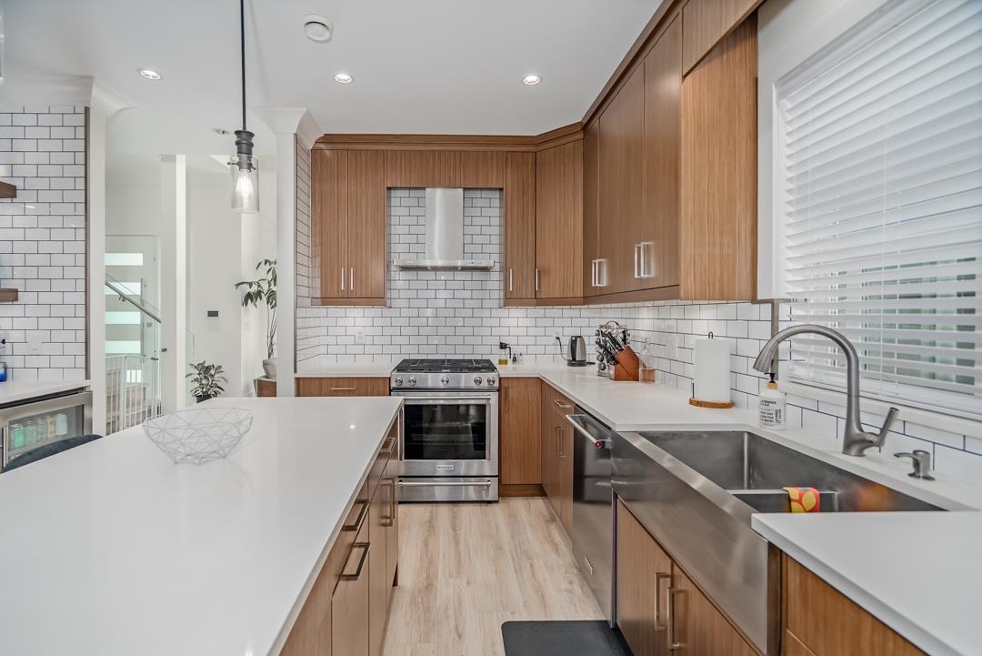 10631 WILLIAMS ROAD 7