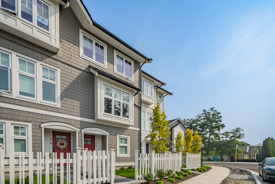 21-22811 McLean Ave 2