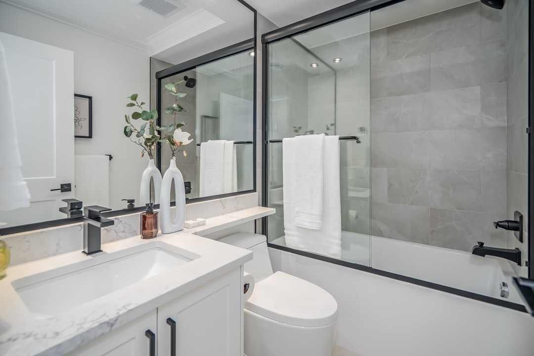 21-22811 McLean Ave 19