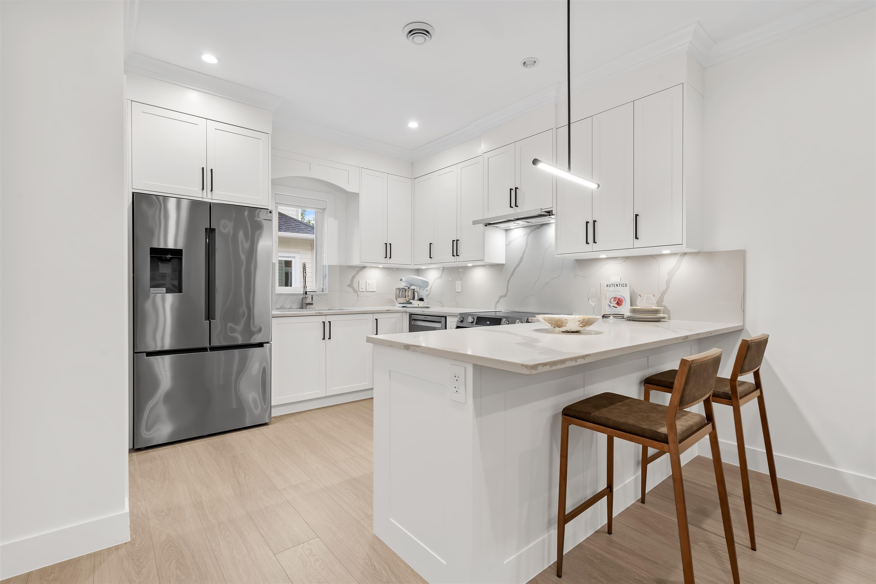 4 9340 GENERAL CURRIE ROAD 6