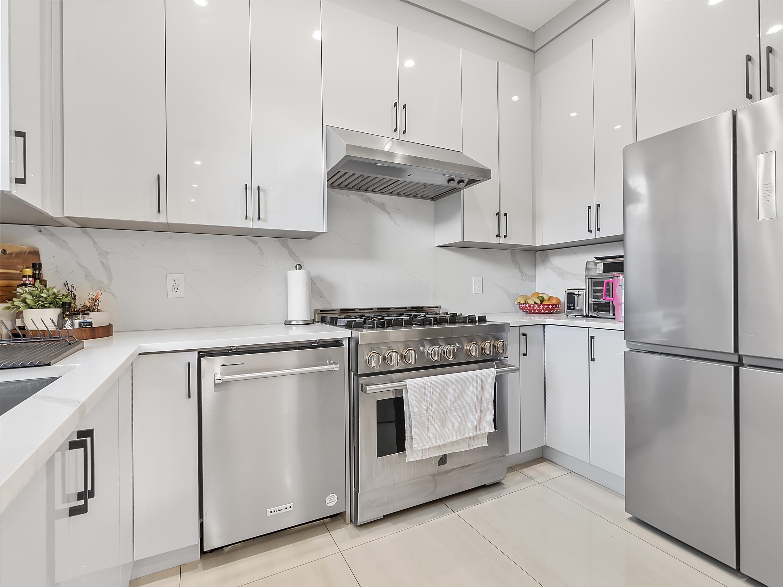 9591 FLORIMOND ROAD 14