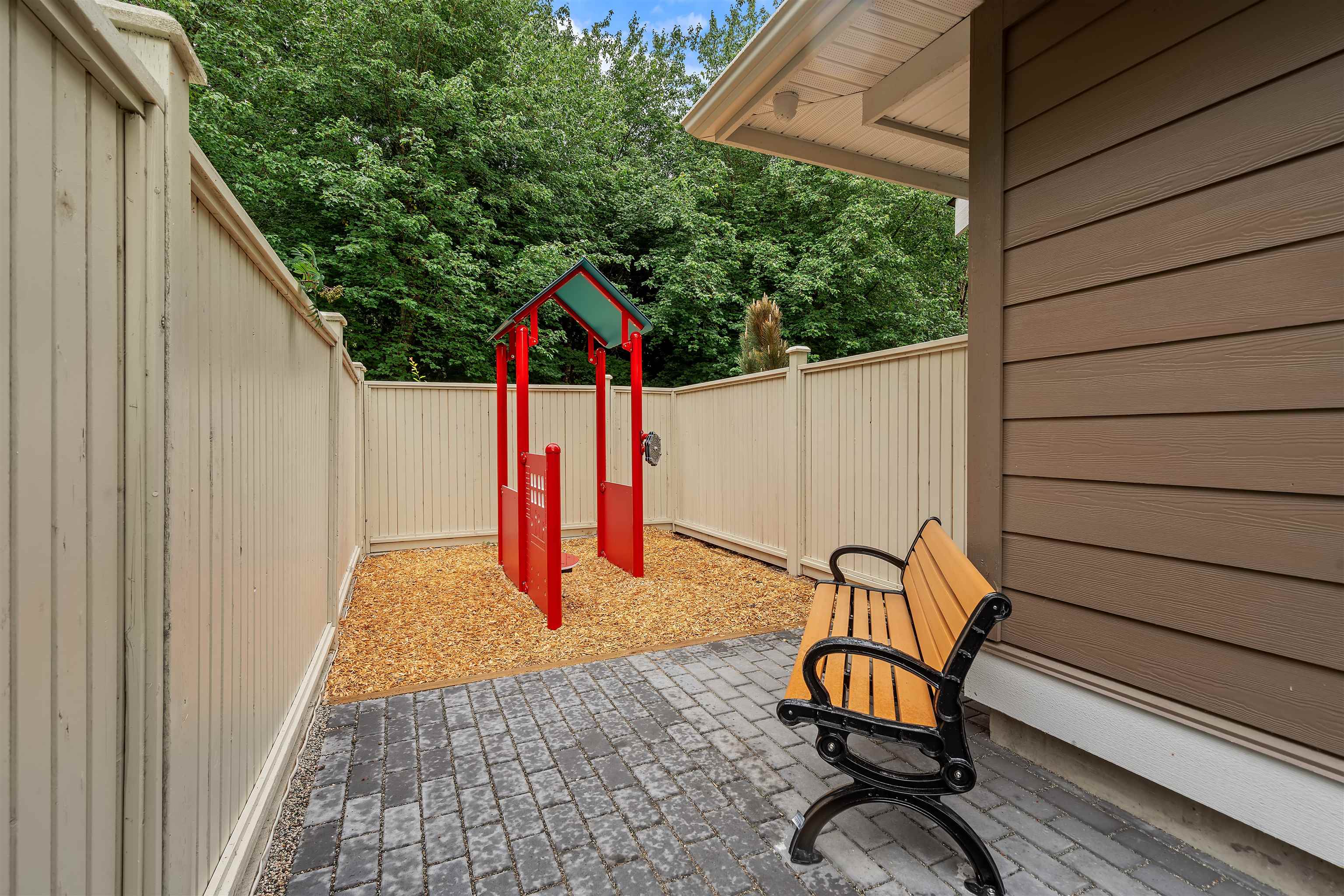 4 9340 GENERAL CURRIE ROAD 20